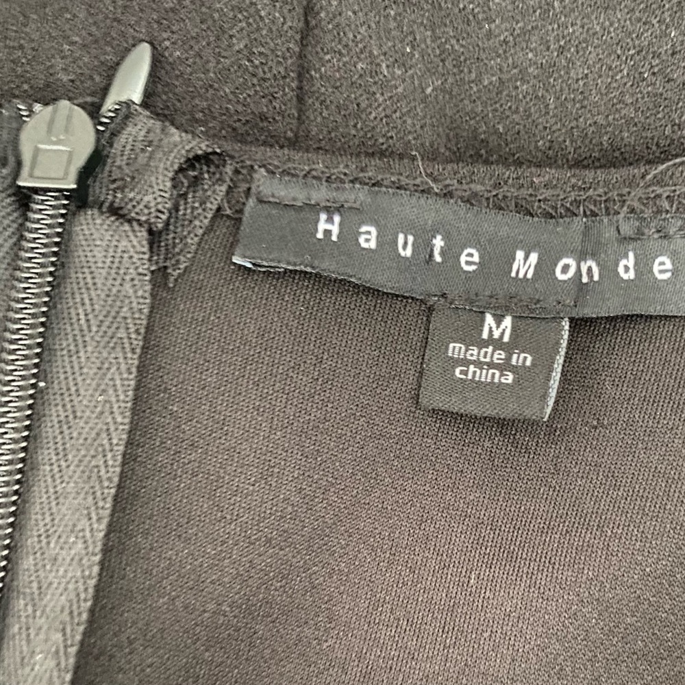 Jrs. Little Black Dress - Picture 14 of 15